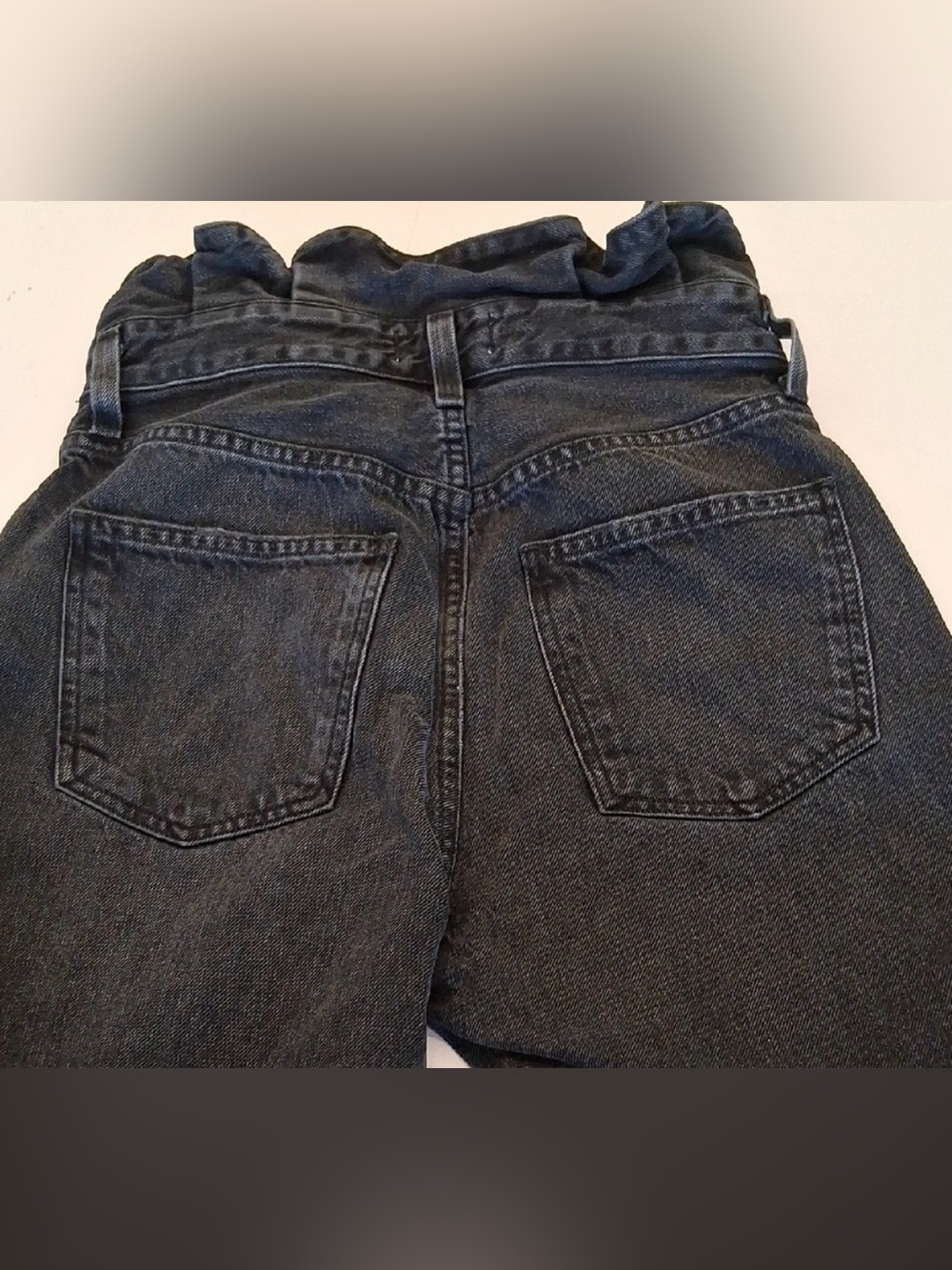 Agolde fitted 90’s Jean in distressed black wash size 24 luxury jeans - Picture 3 of 6